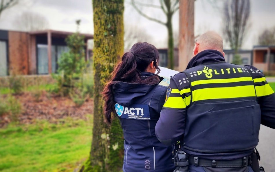 Placeholder for Foto ACT en politie