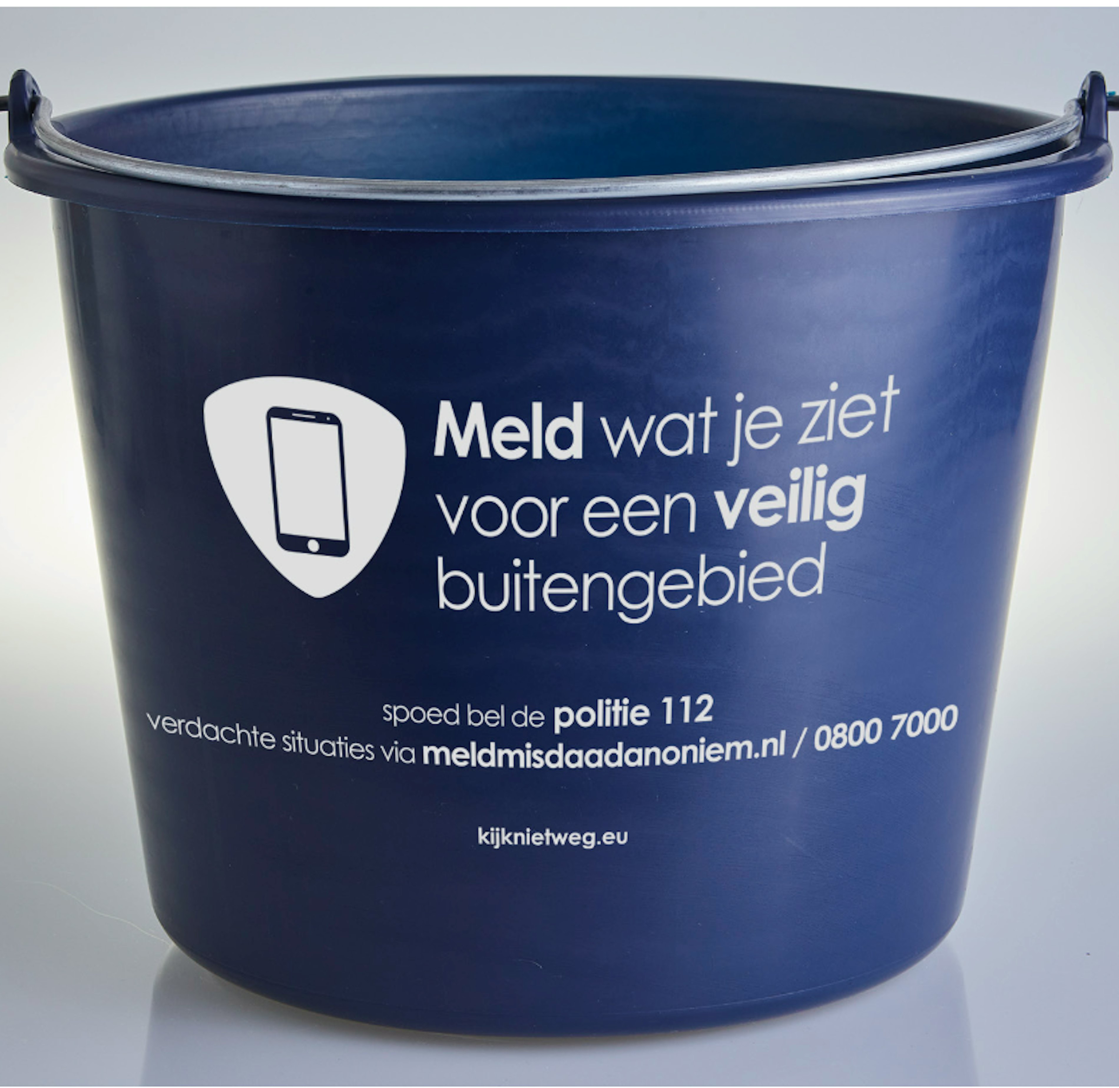 Emmer meld verdachte situaties